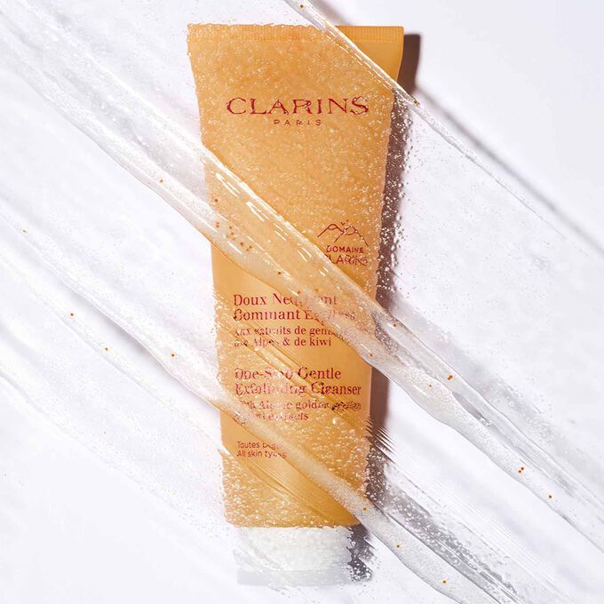 One-Step   Gentle Exfoliating Cleanser